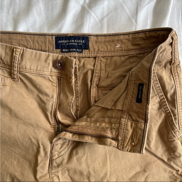 American Eagle Ne(x)t Level tan/khaki Mens Shorts - Picture 3 of 3